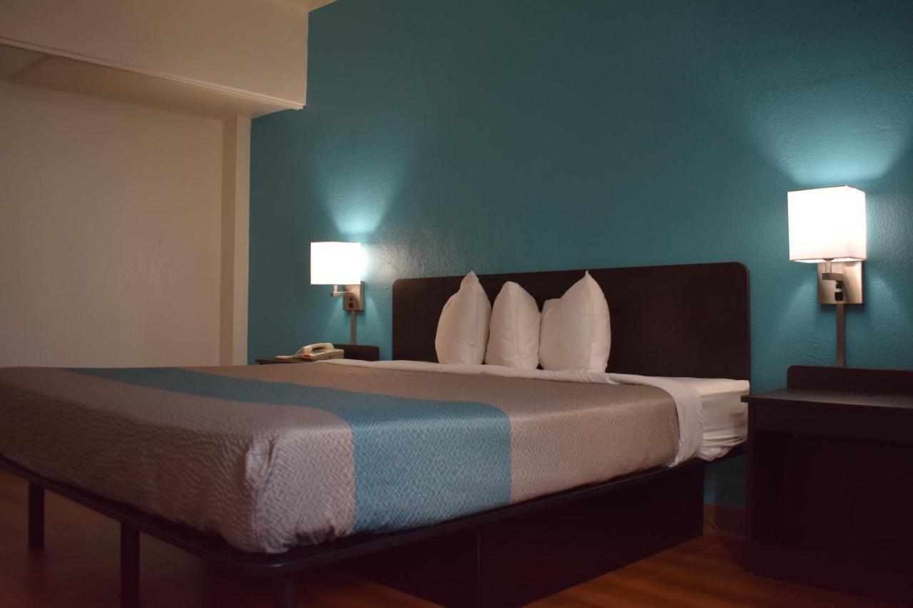 Days Inn Melrose Park/O'Hare South Kültér fotó
